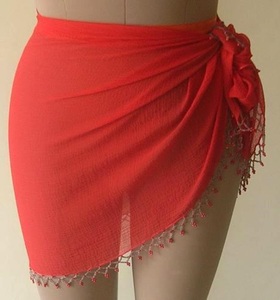 Sarong de plage imprimé pour femmes, sarong triangle à nouer, sarong à volants coloré uni pour les vêtements de plage d'été - Product Image 2