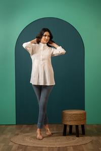 เสื้อเชิ้ตผ้าฝ้ายสีขาวซูกูน พินทัคแขนยาวแบบคลาสสิกติดกระดุม |   ชุดทำงานลำลองสำหรับผู้หญิง สไตล์ใส่ได้ทุกวัน - Product Image 4