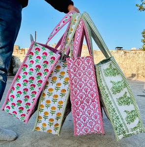 Sac à bandoulière en coton indien vintage fait main pour femme, imprimé à la main, matelassé, avec fermeture éclair, idéal pour la plage, l'été et l'hiver - Product Image 2