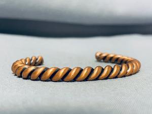 ขายส่งกำไลข้อมือแม่เหล็กทองแดงแฟชั่นสำหรับผู้หญิง งานฝีมือจากผู้ผลิตอินเดีย - Product Image 6