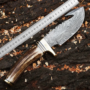 Cuchillo de caza y camping de hoja fija de acero de Damasco hecho a mano AR KNIVES INDUSTRY, mango de asta de ciervo, punta caída, funda de cuero, 3 años de garantía - Product Image 5
