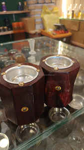 Brûleur d'encens durable fabriqué à la main Encens en bois naturel Encensoir Coriandre Plug Ash Catcher pour le diffuseur de saison de printemps - Product Image 4