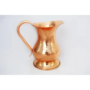 Carafe en métal artisanale de luxe, pichet à eau vintage pour la maison moderne, la cuisine, le restaurant et la décoration d'hôtel, élégant et écologique - Product Image 2