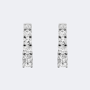 Boucles d'oreilles créoles Huggie à sertissage partagé, taille ronde, 2.00CTW - Product Image 5
