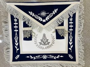 ผ้ากันเปื้อนเมสันแบบปรับแต่งได้ของอัศวินเทมพลาร์ สีดำขาว ปักมือ ติดเย็บบนผ้าแคนวาสหนังคุณภาพสูง พร้อมโลโก้แบบกำหนดเอง - Product Image 4
