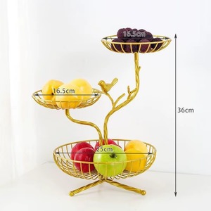 Panier à fruits en métal à double couche, fabriqué à la main par un artisan indien, ajoute une touche d'élégance à toute salle à manger. - Product Image 3