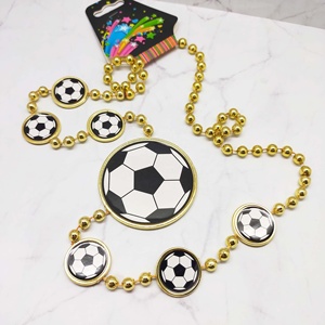 Collar de cuentas de fútbol americano - Diseño de Touchdown estilo Score - Colgante dorado vibrante para días de partido y fiestas - ¡Anima a tu equipo favorito! - Product Image 1