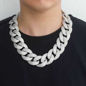 Collier chaîne hip-hop personnalisé avec logo diamant, plaqué or et argent, bijoux de mode pour la promotion de marque et le style célébrité - Product Image 1