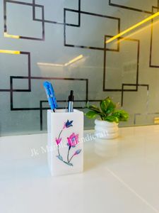 ที่ใส่ปากกาหินอ่อนสีขาวทรงสี่เหลี่ยม งานแฮนด์เมดลายดอกไม้ สำหรับจัดระเบียบโต๊ะทำงานและใช้ในสำนักงาน พร้อมตัวเลือกสกรีนโลโก้ - Product Image 4