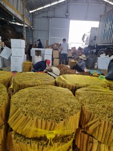 สินค้าขายดี อบเชยแท้ 100% จากเวียดนาม เป็นมิตรต่อสิ่งแวดล้อม ใช้สำหรับตกแต่งเครื่องดื่มและอาหาร - Product Image 4