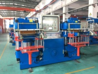 Presse à chaud hydraulique, machine de vulcanisation, double station de pressage, machine de fabrication de moules en silicone pour moules en silicone de qualité alimentaire