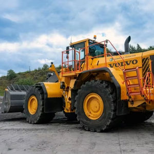 รถตักล้อยาง Volvo L350F เครื่องยนต์ดีเซล Perkins ระบบไฮดรอลิก HYDAC พร้อมบุ้งกี๋ขนาด 2.5-9.2 ลูกบาศก์เมตร - Product Image 1