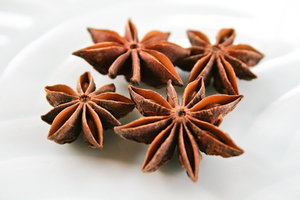 BLUE LOTUS Wholesale Vietnamese Origin Organic Whole Star <b>Anise</b> High Essential <b>Oil</b> Export Quality Reddish-brown to Dark Brown - Product Image 5