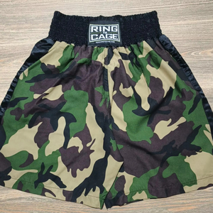 Shorts de Muay Thai de haute qualité avec tissu à séchage rapide, taille élastique et soutien flexible pour les mouvements, idéal pour la salle de sport, OEM. - Product Image 1