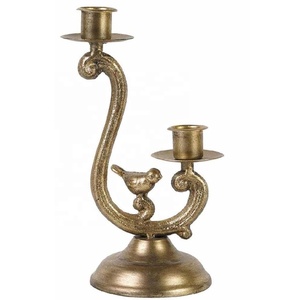 Candélabre décoratif en métal à trois bras en forme de branche d'arbre pour bougies coniques, pour la maison, les mariages et les centres de table - Product Image 5