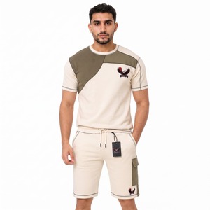 Ensemble court léger pour homme, deux pièces, vêtements de sport avec tissu doux et design respirant pour l'entraînement, la course et le confort quotidien - Product Image 5