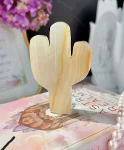 Cactus en cristal d'onyx sculpté à la main, calcite naturelle rayée, décoration d'intérieur, sculptures de cristal uniques, cadeau pour les amateurs de cristal - Product Image 1