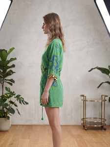 Kimono de Playa Premium para Mujer, Color Verde, Estampado Floral, Cuello en V, Manga Media, Adorno de Encaje con Monedas Doradas, Cintura Cruzada, para Vacaciones - Product Image 3