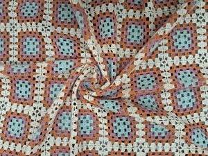 ผ้าลูกไม้โครเชต์หลากสีสไตล์เรโทรพรีเมียมลดราคา - วัสดุตาข่ายลายสี่เหลี่ยมแบบยุค 70 สีฟ้าอ่อน สีส้มสนิม สีชมพู - Product Image 5