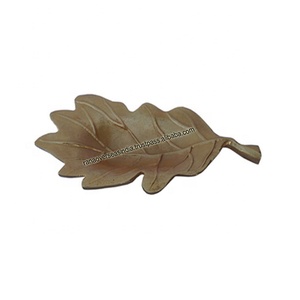Plateau de fruits secs en métal de qualité supérieure plat de service en forme de feuille en aluminium plaqué or pour hôtel à la maison - Product Image 1