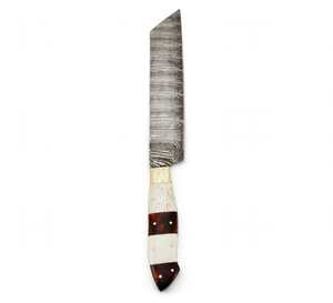 Couteau de cuisine artisanal en acier Damas à plumes, avec manche en bois segmenté et corne d'os, et bolster en laiton - Product Image 1