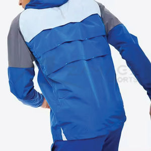 Conjuntos Deportivos Cortos Unisex con Bordado Personalizado, Chaqueta Cortavientos de Satén con Botones y Pantalones Cortos con Capucha y Cremallera para Verano, 2 Piezas para Hombre - Product Image 4