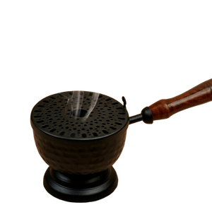 Soporte para Dhoop Martillado con Mango, Quemador de Loban e Incienso Metálico, Base para Dhoop para Hogar, Oficina y Puja en Templos - Product Image 1