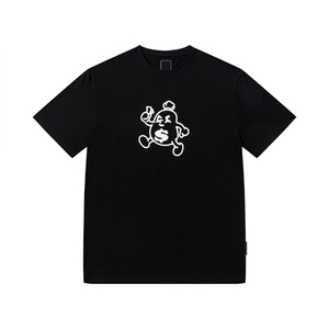 เสื้อยืดแขนสั้นสีดำสำหรับผู้ชาย พิมพ์ลายการ์ตูนตัวการ์ตูนเกี่ยวกับเงิน ทรงปกติ คอกลม สไตล์ลำลอง ผ้าเจอร์ซีย์คอตตอน 100% - Product Image 1