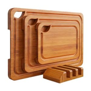 Planche à découper en bois pur de qualité supérieure, idéale pour les services de traiteur des centres de villégiature et comme plateau à découper pour des steaks savoureux - Product Image 4
