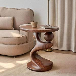 Mesa Auxiliar de Madera Diseñada para Destacar en Espacios Habitables con un Diseño Audaz y Acabado de Madera Natural - Product Image 5