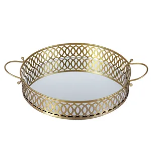Plateau de service en métal fait main de luxe avec finition dorée haut de gamme pour table à manger moderne, décoration intérieure et hôtellerie – Métal décoratif - Product Image 3