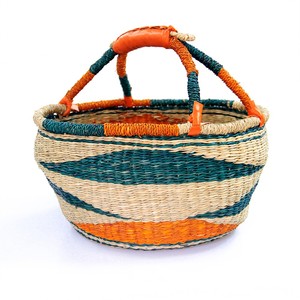 Vietnam Handmade Bolga Seagrass <b>Basket</b> Natural Woven <b>Storage</b> <b>Basket</b> with Handle for Daily Use Home Organization Wholesale - Product Image 2