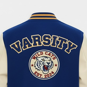 Blouson universitaire vintage de créateur en chenille brodée pour homme, coupe-vent et écologique, nouvelle collection hiver 2026, vente en gros - Product Image 5