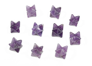 Étoile de Merkaba en Améthyste, Pierre de Géométrie Sacrée Sculptée pour l'Art Feng Shui, Objet de Collection Décoratif - Product Image 2