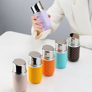 Tazza in Metallo Isolante Marrone Portatile da 160 ml con Coperchio a Specchio Integrato per Rossetto, Infusore per Tè e Forma Dritta - Product Image 4