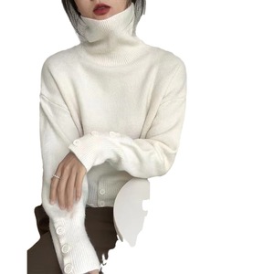 Suéter de Punto con Cuello Alto Blanco para Mujer, Manga Larga, Detalle de Botones, Estilo Minimalista, 100% Acrílico, Color Sólido - Product Image 1