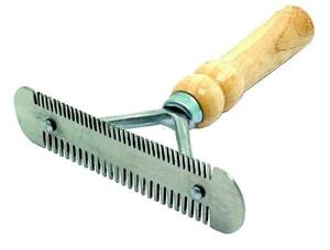 Peigne à curry double face réglable et réutilisable - Outil de toilettage vétérinaire en acier inoxydable avec manche en bois pour veaux, moutons, bovins, chèvres - Product Image 4