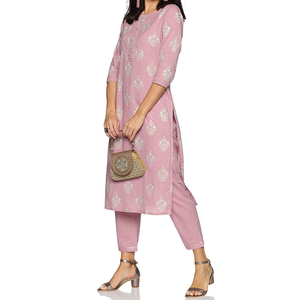 Robe longue décontractée musulmane brodée à manches longues pour femme, style tendance, idéale pour les occasions formelles - Grande Vente - Product Image 2