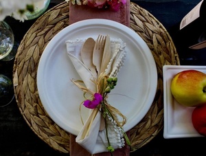 Nouvelle Cuillère de Table Élégante en Bois de Bouleau Biodégradable Jetable 155mm – Couverts Naturels pour Traiteur, Événements et Usage Quotidien pour Hôtels et Fêtes - Product Image 1