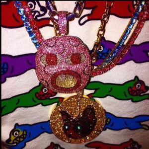 Collar con Colgante Cherry Bomb de Tyler Creator, Marca Briva Jewels BP-85, para Hombre, Estilo Hip Hop, Chapado en Oro y Plata, con Moissanita, Inspirado en Álbumes de Rap - Product Image 4