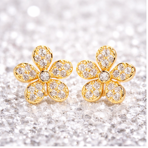 Boucles d'oreilles de luxe SHRAMAN DIAMOND en or massif 10K plaqué rhodium avec diamants de laboratoire - Personnalisées, tendance, étincelantes, pour mariage et soirée - Product Image 6