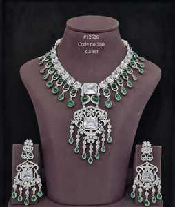 Collier en Zircon Cubique Vert 12526 avec Pierre Doublette, Plaqué Rhodium, Bijoux de Mariée, Ensemble Collier et Boucles d'Oreilles en Laiton pour Fête de Mariage - Product Image 2