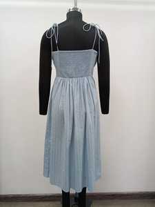 Robe midi trapèze décontractée en coton tissé, bleu clair, à rayures imprimées et brodées, à fines bretelles, coupe classique, printemps-été - Product Image 2