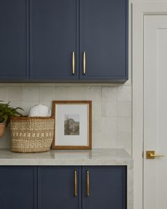 ตู้ครัวสำเร็จรูปแบบอเมริกันหรูหราสั่งทำพิเศษจากไม้แท้เอนกประสงค์ยี่ห้อซันยาง - Product Image 4