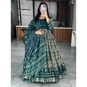 BATA DE TRABAJO TEJIDO ZARI DE ALGODÓN A LA MODA CON DUPATTA MOREPECH - Product Image 1