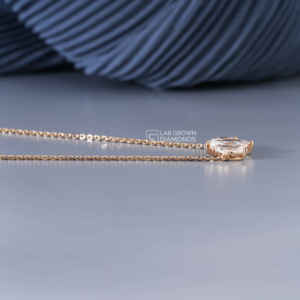 Colgante de Oro Amarillo de 14K con Moissanita Corte Marquesa para Mujer, Lujo, 1.31 Quilates de Peso Total, 3.06 Gramos, Joyería Fina, Regalo - Product Image 5