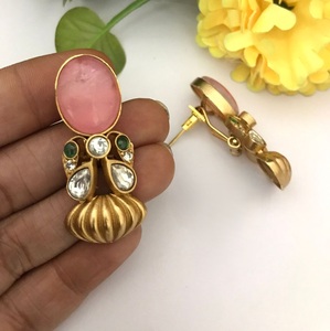 Pendientes de Moissanita con Baño de Oro y Latón de Primera Calidad, Estilo Kundan, para Mujer, Colección para Bodas y Fiestas - Product Image 2