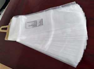 ถุงประตู HDPE LDPE พลาสติกใสรูปร่างแบบกําหนดเองพร้อมไม้แขวนกระดาษสําหรับบรรจุภัณฑ์หนังสือพิมพ์ - Product Image 5