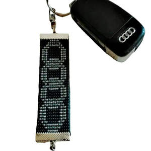 Llavero Artesanal con Cuentas, Elegante Colgante para Coche y Bolso, Artículo de Regalo al por Mayor a Precio Económico - Product Image 3