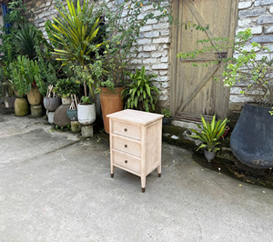 Mesa de Noche y Mesa Auxiliar de Madera Rústica Moderna con 3 Cajones, Panel Tejido, Muebles de Dormitorio, 1 Año de Garantía - Product Image 1